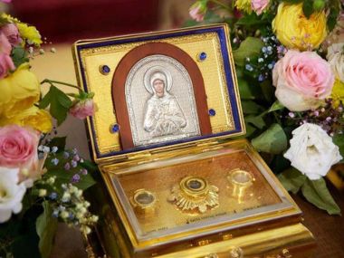 В Семей доставлены мощи блаженной старицы Матроны Московской