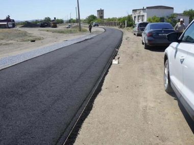 В Жарминском районе проводятся работы по среднему ремонту