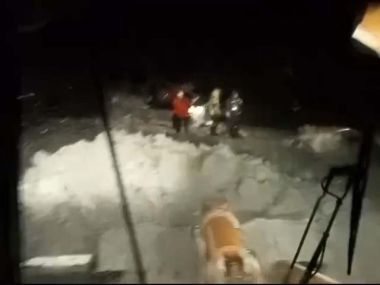 Полицейские ВКО спасли двух рыбаков, заблудившихся в снежном плену
