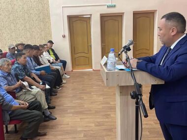 Состоялась встреча акима города с жителями сельского округа Караолен