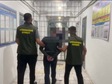 Предполагаемого серийного домушника задержали полицейские в ВКО
