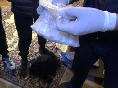 Наркокурьер из Тараза с крупной партией “синтетики” задержан в области Абай