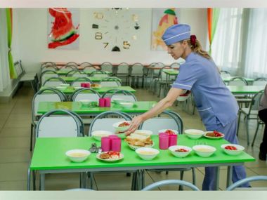 Арендаторы школьных столовых просят пересмотреть нормы питания по возрасту учащихся
