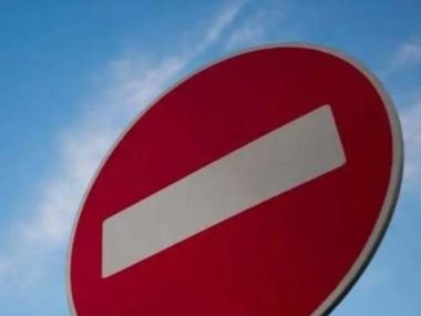 В области Абай перекрыли участок трассы из-за дождевых вод