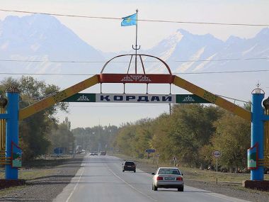 Непогода в Жамбылской области: водой унесло стадо, в домах пропал газ и свет