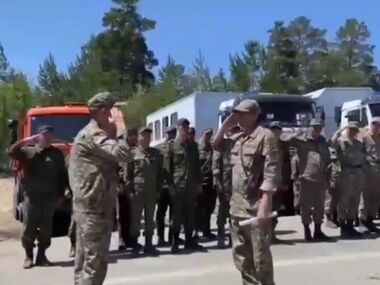 Пожар в области Абай под контролем: министр по ЧС провел облет территории