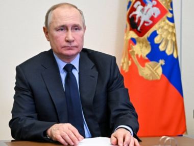 Путин объявил перемирие с Украиной в дни празднования 80-летия Победы