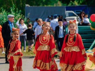 На острове Бейбітшілік отметили Сабантуй