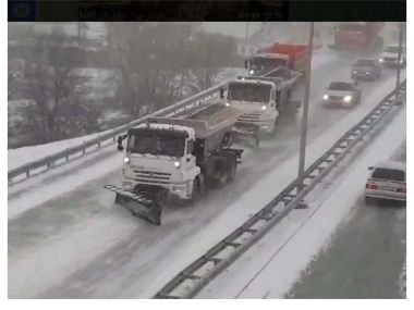 Работа по очистке улиц от снега ведется круглосуточно