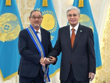 Турсын Журтбай награжден орденом &laquo;Барыс&raquo; I степени