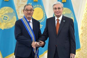 Турсын Журтбай награжден орденом &laquo;Барыс&raquo; I степени