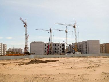 В микрорайоне Карагайлы активно продолжается строительство жилых домов