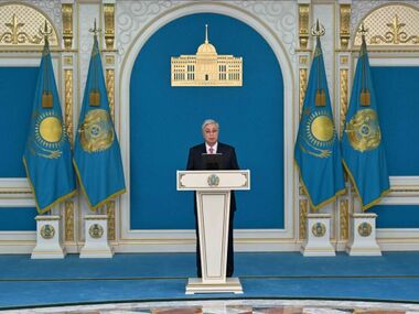 Глава государства поздравил журналистов с Днем работников СМИ
