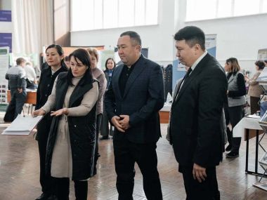 В Семее прошла выставка местных товаропроизводителей