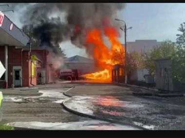 Страшный пожар на АГЗС в Петропавловске: есть пострадавший
