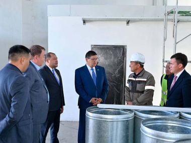 Берик Уали ознакомился с работой объектов теплоснабжения Семея
