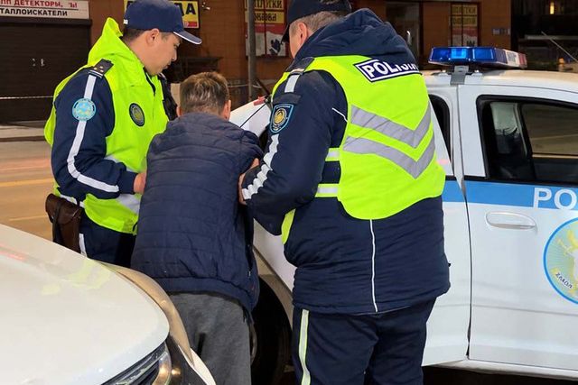 Алкоголь не согревает: полиция области Абай предупреждает об опасности опьянения в холода