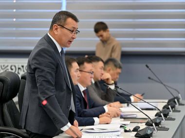 В области Абай рассмотрели реализацию карты занятости и обеспечение жильём