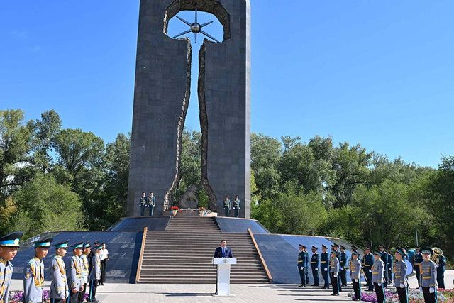 В Семее прошла акция мира, посвященная 35-летию закрытия ядерного испытательного полигона