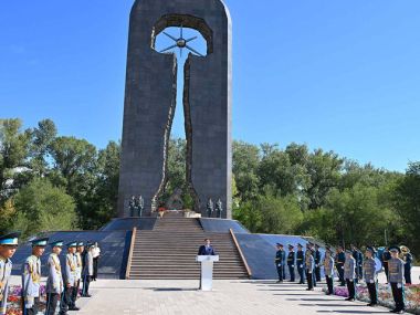 В Семее прошла акция мира, посвященная 35-летию закрытия ядерного испытательного полигона