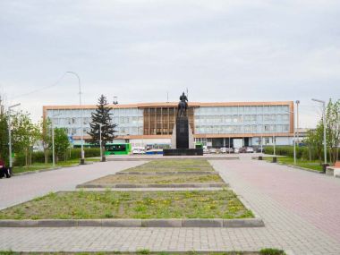 В Семее полностью модернизируют железнодорожный вокзал