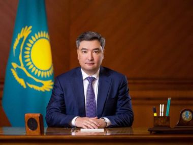 Токаев предложил оставить Бектенова на посту премьер-министра