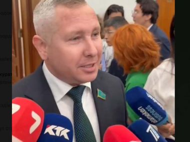 Парламент Казахстана собрался на последнее совместное заседание перед переходом к Курултаю