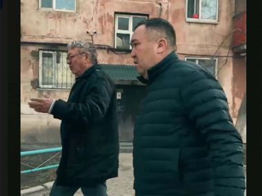 Пеший обход Цемпоселка совершил аким города