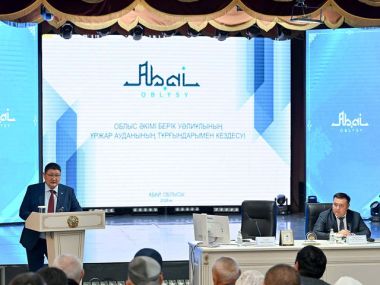 Аким области Абай встретился с жителями Урджарского района