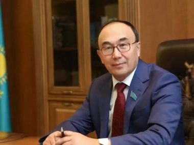 Контракт ректора ЕНУ Ерлана Сыдыкова не будет продлен