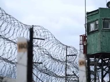 Двух радикалов-рецидивистов осудили за призывы к терроризму