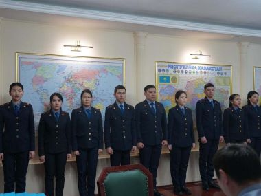 15 курсантов Карагандинской академии МВД РК прибыли на практику в ВКО