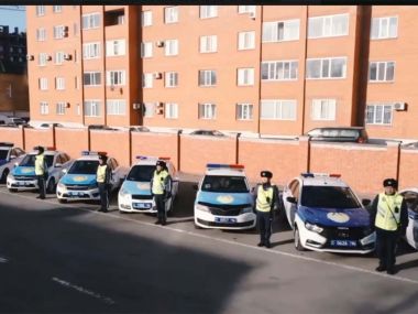 Полиция Казахстана перешла на усиленный режим работы