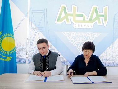 Управление внутренней политики сотрудничает с Профсоюзным центром области Абай