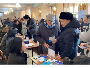 В области Абай прошла масштабная ярмарка вакансий