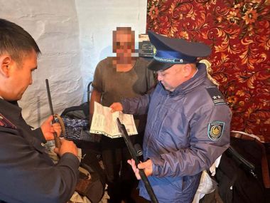 В области Абай проверяют владельцев оружия