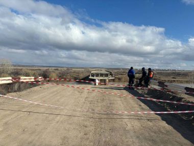 В районах области восстанавливают дороги после паводков