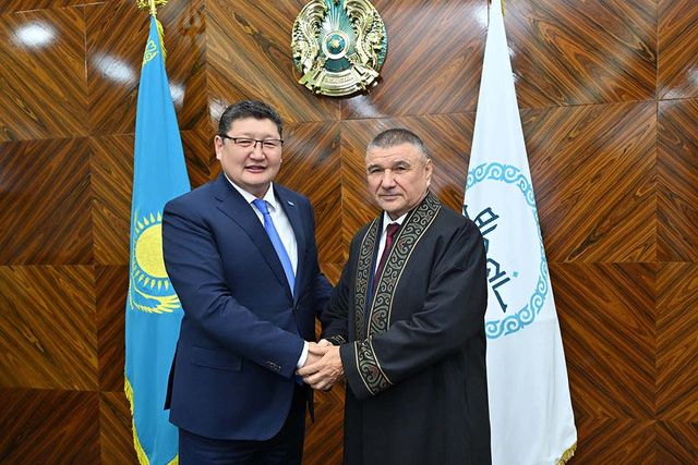 Аким области Абай встретился с Габдулхаком Ахунжановым