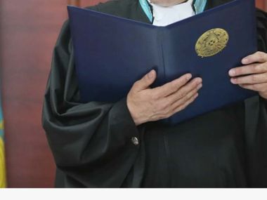 Арестован за нецензурную брань в отношении отца