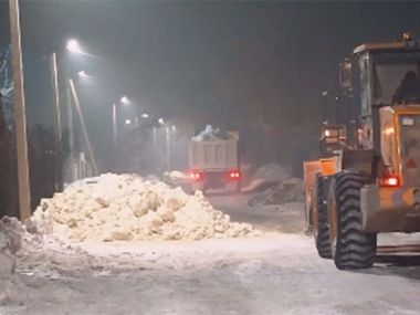 Аким города раскритиковал работы по уборке снега