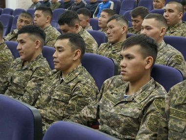 Военнослужащим Абайского гарнизона разъяснили правила «Европротокола»