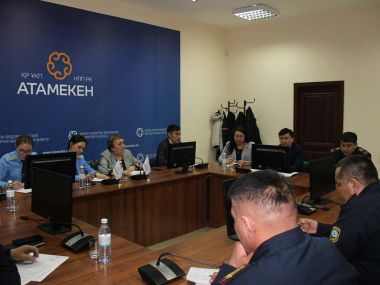 Лимит на время при продаже алкоголя просят сравнять для всех предпринимателей
