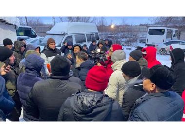 Водители автобусов объявили забастовку в Уральске