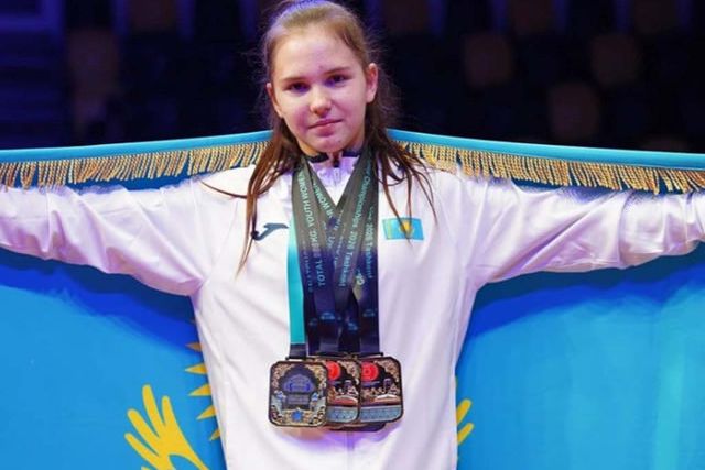 Абсолютная чемпионка Азии в 15 лет