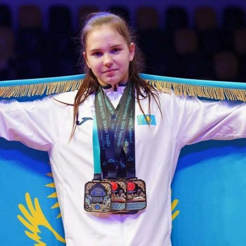 Абсолютная чемпионка Азии в 15 лет
