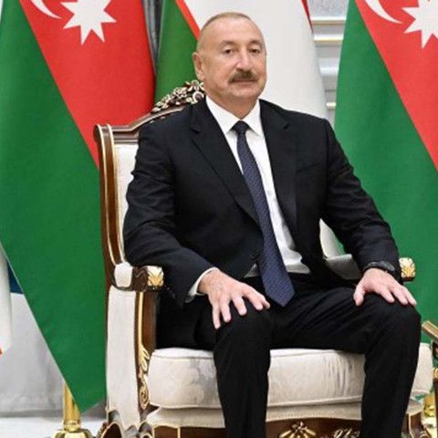 Президент Азербайджана поздравил Токаева с первыми выборами в Курултай