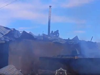 В Семее пожарные ликвидировали возгорание продуктового магазина