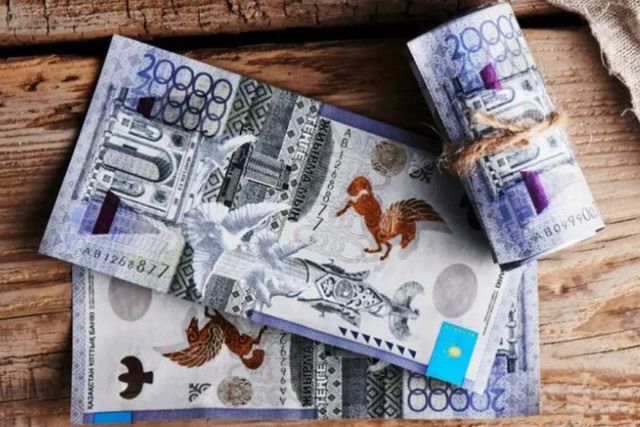 Кого из казахстанцев могут оставить без пособий?