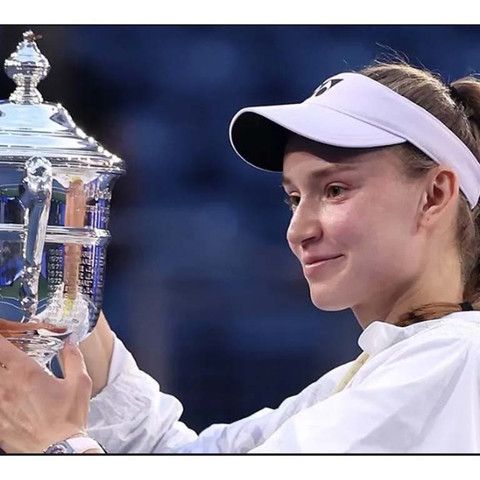 Елена Рыбакина официально признана первой ракеткой мира по версии WTA