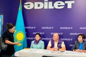 Арест сняли прямо на приеме: партия &laquo;Әділет&raquo; помогла жительнице области Абай